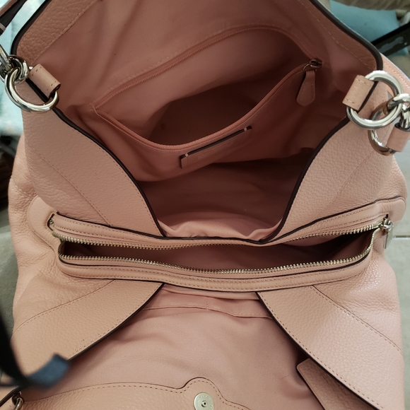 Coach purse - Picture 4 of 4